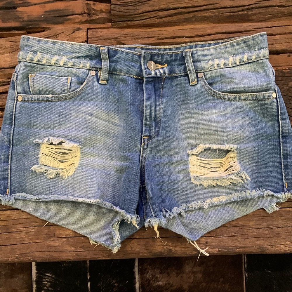 SL8 Women’s Jean Shorts